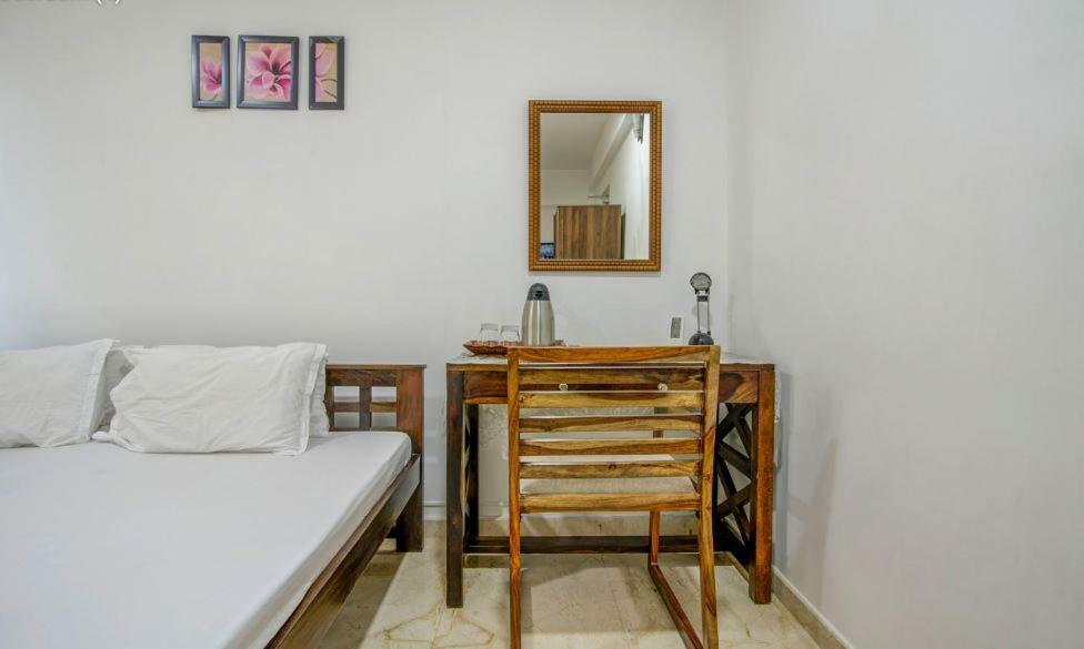 Isec Apartment Mumbai  Buitenkant foto